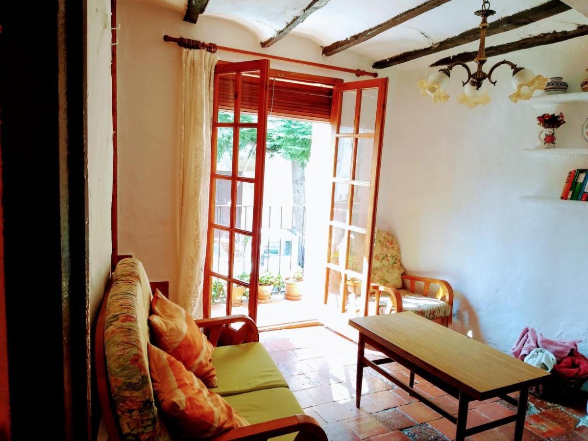 Casa De Amparo Y Jose Manuel Pavies Exterior foto